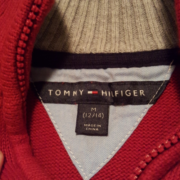 Tommy Hilfiger sweater - Picture 2 of 3
